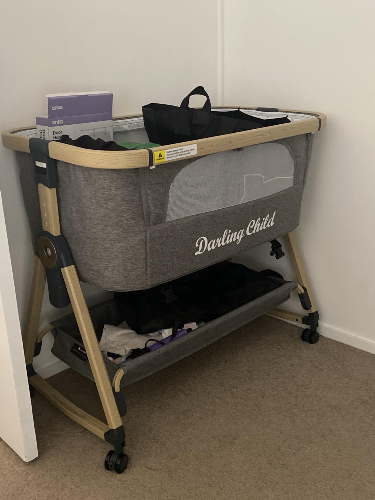 Darling Child 3-in-1 bassinet in use